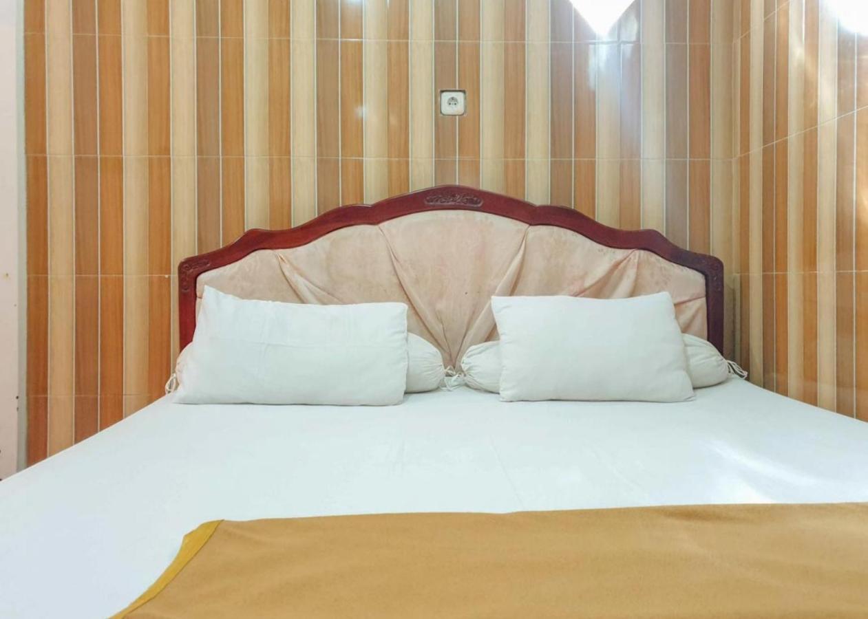Hotel Mario Pulana Bone Watampone Экстерьер фото