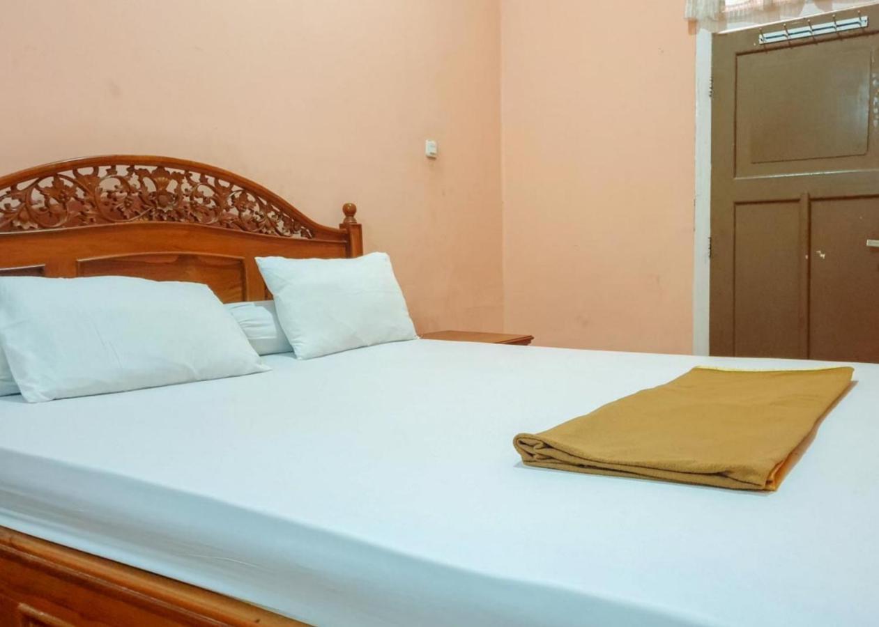 Hotel Mario Pulana Bone Watampone Экстерьер фото